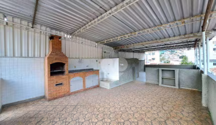 Casa Triplex 6 Quartos sendo 1 Suíte, 1 Vaga de Garagem 257 m² R$ 520.000 - Andaraí - RJ
