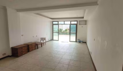 Cobertura Duplex 241 m²,3 vagas,5 quartos,sendo 3 suítes por R$ 1.150.000 - Recreio dos Bandeirantes