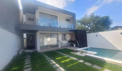 Casa com 4 quartos e 4 suítes à venda, 290 m² por R$ 1.400.000 - Vargem Pequena - Rio de Janeiro/RJ