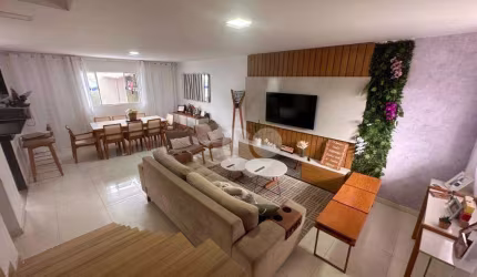 Linda Casa com 4 Quartos à Venda em Vargem Pequena: Conforto e Tranquilidade