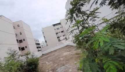 Excelente terreno com 595m2 próximo do Park Marapendi