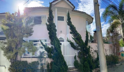 Casa com 3 suítes à venda, com 119 m² + 35m² área externa, por R$ 950.000 - Freguesia de Jacarepaguá - Rio de Janeiro/RJ
