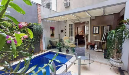 Casa de vila - 4 quartos - Alto Padrão - piscina - reformada - excepcional -Exclusividade ! 3 vagas - Cosme Velho - RJ -  R$3.850.000,00