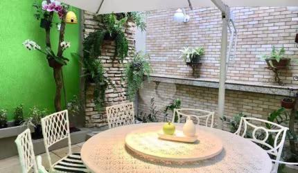 casa 4 quartos, 1 suíte, 2 vagas