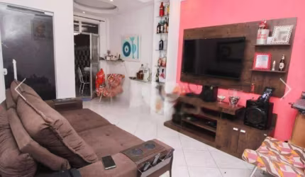 Apartamento tipo casa, térreo, com 2 quartos, piscina, churrasqueira, à venda, 57 m² por R$ 400.000 - Grajaú - Rio de Janeiro/RJ