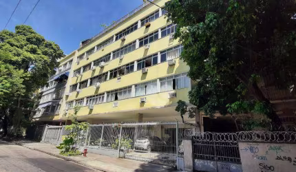 Tijuca, junto ao metrô S.F Xavier,Apartamento com 4 dormitórios à venda, 150 m², 2 vagas  por R$ 557.000 - Tijuca - Rio de Janeiro/RJ