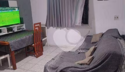 Apartamento com 2 dormitórios à venda, 48 m² por R$ 175.000,00 - Olaria - Rio de Janeiro/RJ