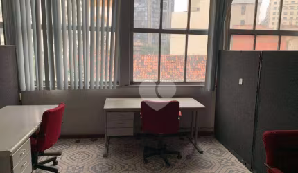 Sala Comercial=Andar inteiro com vaga de garagem na Escritura