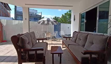 Casa Triplex com 4 Quartos e 3 Suítes à venda, 300 m² por R$ 550.000 - Vargem Grande - Rio de Janeiro/RJ