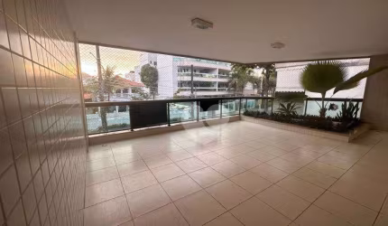 Varanda de frente 3 quartos no Recreio