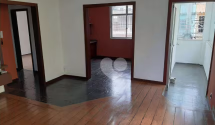 Apartamento duplex com 03 quartos, suite, área de serviço, terraço, em frente ao Norte Shopping.