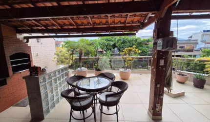 Cobertura com 3 quartos sendo 3 suítes e dependência completa à venda, 200 m² por R$ 1.315.000 - Recreio dos Bandeirantes