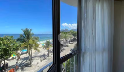 Apartamento a venda de frente para o mar
