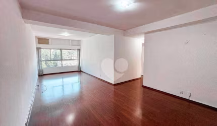 Laranjeiras especial!! 3 quartos com suite, 2 vagas e ótima infraestrutura