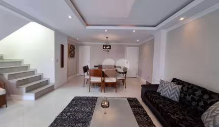 Excelente cobertura 363 me regularizada área edificada 4suítes 3 vagas próximo a Avenida Glaucio Gil
