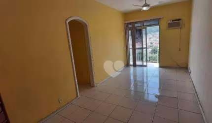 Apartamento com 3 quartos, dependências completas, 2 vagas, à venda, 81 m² por R$ 410.000 - Vila Isabel - Rio de Janeiro/RJ