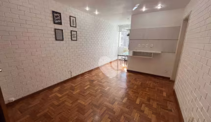Apartamento com 2 dormitórios à venda, 52 m² por R$ 740.000,00 - Copacabana - Rio de Janeiro/RJ
