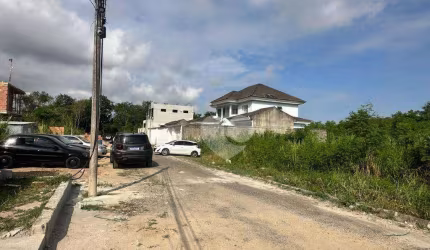 TERRENO COM RGI INDIVIDUAL EM CONDOMÍNIO