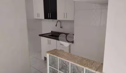Apartamento 01 quarto com suite, áreas de serviço, vaga para moto.