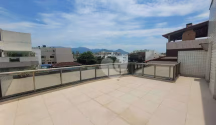 Carlos Galhardo Cobertura com 4 quartos, 2 suítes  para alugar, 288 m² por R$ 2.889/mês - Recreio dos Bandeirantes - Rio de Janeiro/RJ