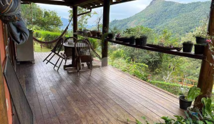Casa com 3 quartos à venda, 198 m² por R$ 2.000.000