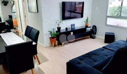 Apartamento 02 quartos a venda, 71 metros, suite, varanda, área de serviço, lazer com piscina, vaga na escritura.