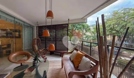 Jardim Oceânico - Apartamento em localização nobre e estratégico com 3 Quartos sendo 1 Suíte. Vista Pedra da Gávea. Barra da Tijuca/RJ.