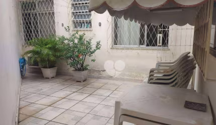 Apartamento com 2 dormitórios à venda,  com área externa  por R$ 310.000 - Grajaú - Rio de Janeiro/RJ