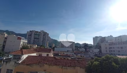 Apartamento com 2 quartos  à venda, 76 m² por R$ 270.000 - Vila Isabel - Rio de Janeiro/RJ