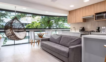 lindo apartamento reformado Ipanema