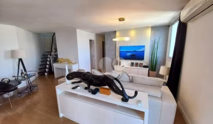 Maravilhosa cobertura duplex com 4 quartos no Península