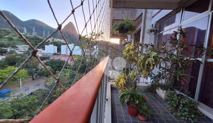 Grajaú, Apartamento com varandão, 3qts com suíte, dep completas, 2 vagas à venda, 143 m² por R$ 620.000 - Grajaú - Rio de Janeiro/RJ