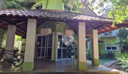 Casa com 4 dormitórios à venda, 281 m² por R$ 1.100.000,00 - Vargem Grande - Rio de Janeiro/RJ