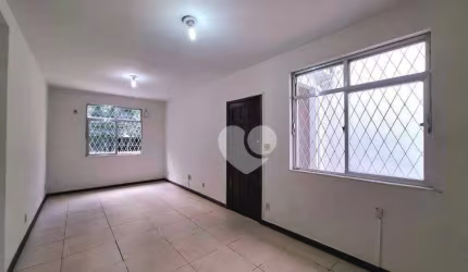 Casa à venda no Grajaú, 3 Quartos, 205 m² por R$ 460.000 - RJ
