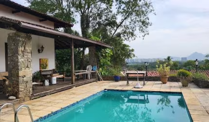 Casa com 3 quartos à venda, 410 m² por R$ 1.000.000 - Itanhangá - Rio de Janeiro/RJ