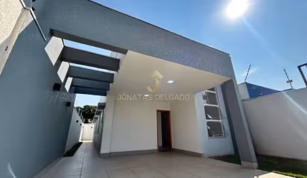 Casa à venda no bairro Parque das Grevíleas 3ª parte - Maringá/PR