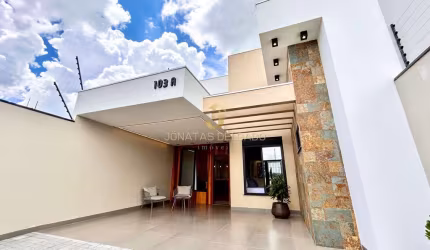 Casa Semi-mobiliada