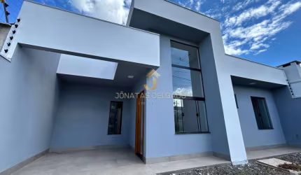 Casa à venda no bairro Jardim Independência III - Sarandi/PR