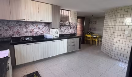 Perto da praia