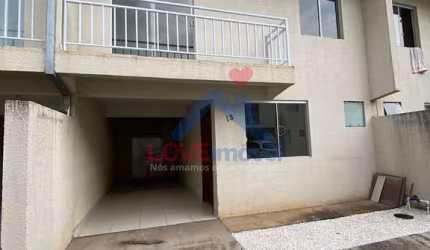 Sobrado à venda no bairro Pioneiros - Fazenda Rio Grande/PR