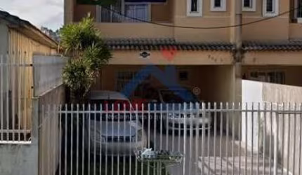 Casa Sobrado em Novo Mundo, Curitiba/PR