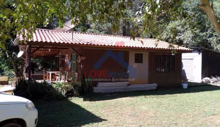 Chácara à venda no bairro Centro - Campo Magro/PR