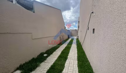 sobrados à venda no bairro Xaxim, em Curitiba.