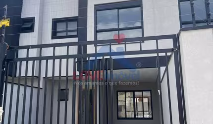 Sobrado à venda no bairro Cajuru - Curitiba/PR