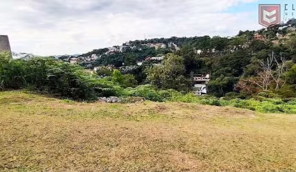 Terreno com 431 m², no Granville, estuda permuta.