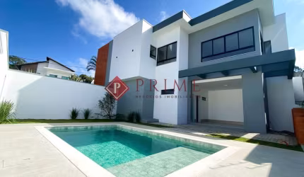 Descubra o Conforto Exclusivo de SpinaVille: Casa Moderna com Vista Privilegiada e Piscina Ensolarada
