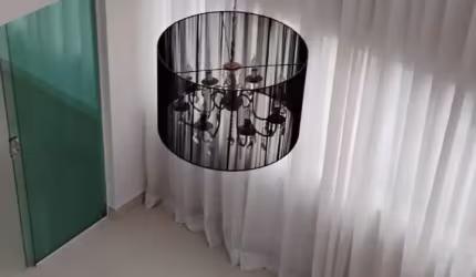 lindo sobrado a venda condominio Jardins Barcelona Uberlandia