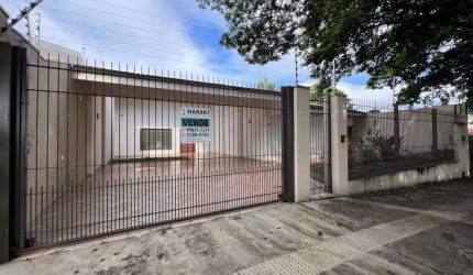 Casa para Venda em Maringá, Zona 05, 4 dormitórios, 3 suítes, 5 banheiros, 4 vagas