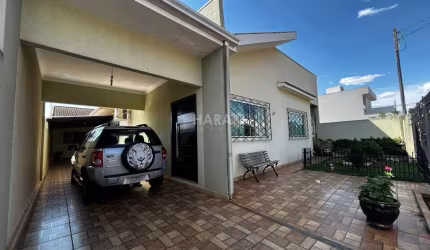 Casa para Venda em Mandaguaçu, Jardim Santa Rosa, 5 dormitórios, 1 suíte, 3 banheiros, 3 vagas