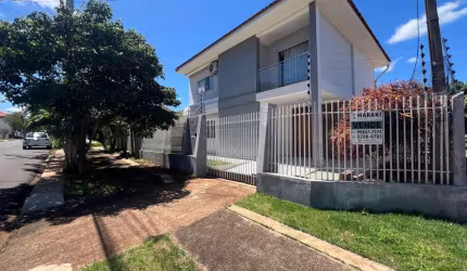 Sobrado para Venda em Maringá, Parque Residencial Cidade Nova, 4 dormitórios, 1 suíte, 3 banheiros, 2 vagas